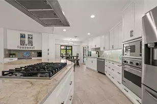 2307 Queens Way, Naples, FL 34112 - Photo 12