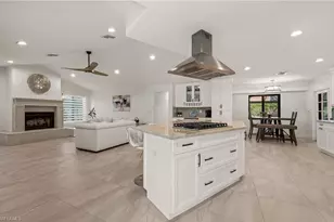 2307 Queens Way, Naples, FL 34112 - Photo 10
