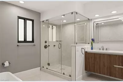 2307 Queens Way, Naples, FL 34112 - Photo 24