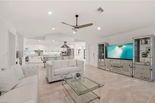 2307 Queens Way, Naples, FL 34112 - Photo 18