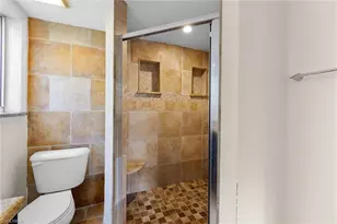 7725 Jewel Ln, Naples, FL 34109 - Photo 22
