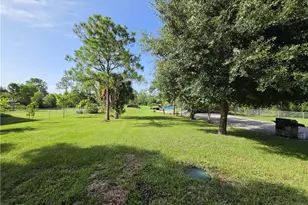 2491 54th Ave NE, Naples, FL 34120 - Photo 32