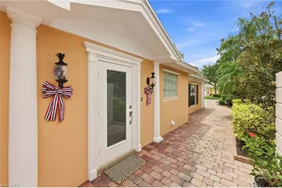 7677 Rozzini Ln, Naples, FL 34114 - Photo 4