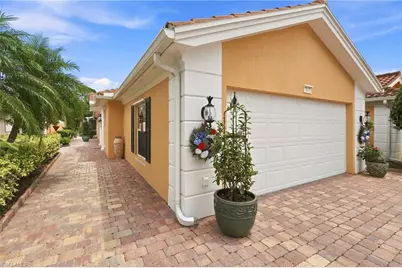 7677 Rozzini Ln, Naples, FL 34114 - Photo 2