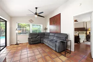 221 Channing Ct, Naples, FL 34110 - Photo 8