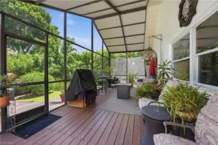 221 Channing Ct, Naples, FL 34110 - Photo 18