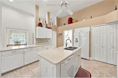 22178 Seashore Cir, Estero, FL 33928 - Photo 6