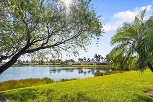 2026 Terrazzo Ln, Naples, FL 34104 - Photo 32
