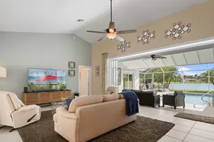 2026 Terrazzo Ln, Naples, FL 34104 - Photo 10