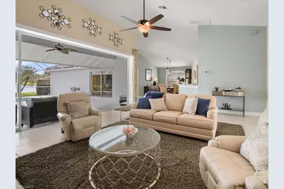 2026 Terrazzo Ln, Naples, FL 34104 - Photo 14