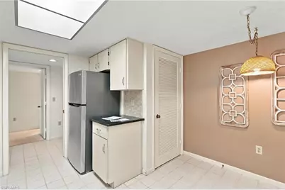 11030 Gulf Shore Dr #104, Naples, FL 34108 - Photo 26