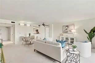 11030 Gulf Shore Dr, Naples, FL 34108 - Photo 10
