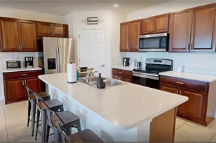 513 Nelson Rd N, Cape Coral, FL 33993 - Photo 6