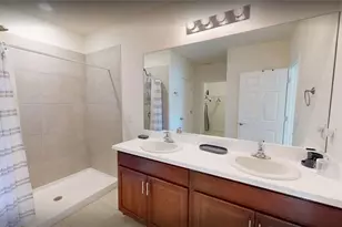 513 Nelson Rd N, Cape Coral, FL 33993 - Photo 22