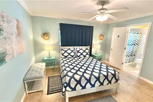 573 108th Ave N, Naples, FL 34108 - Photo 8