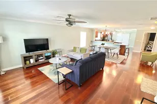 573 108th Ave N, Naples, FL 34108 - Photo 2