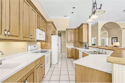 20253 Wildcat Run Dr, Estero, FL 33928 - Photo 8