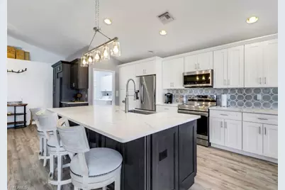 1059 Jardin Dr, Naples, FL 34104 - Photo 8