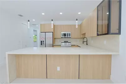 613/615 W 12th St, Lehigh Acres, FL 33972 - Photo 6