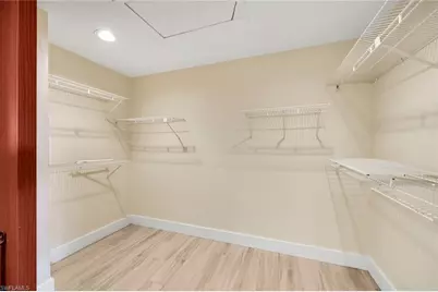 529 Bay Villas Ln, Naples, FL 34108 - Photo 12