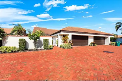 529 Bay Villas Ln, Naples, FL 34108 - Photo 1
