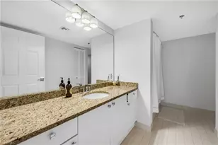 6585 Nicholas Blvd, Naples, FL 34108 - Photo 6