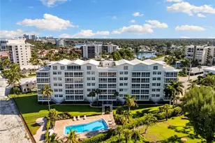 2121 Gulf Shore Blvd N, Naples, FL 34102 - Photo 34