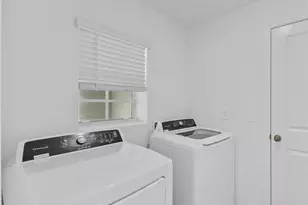 17531 Monte Isola Wy, North Fort Myers, FL 33917 - Photo 10