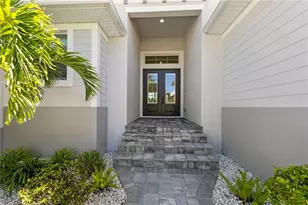 18151 Parkridge Cir, Fort Myers, FL 33908 - Photo 6