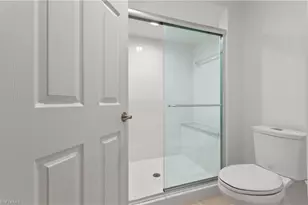 28072 Cavendish Ct, Bonita Springs, FL 34135 - Photo 18