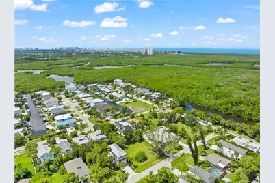 734 Park Ave, Naples, FL 34110 - Photo 18