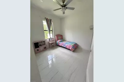 766 Chemstrand St E, Lehigh Acres, FL 33974 - Photo 16