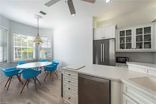 860 7th St S, Naples, FL 34102 - Photo 4