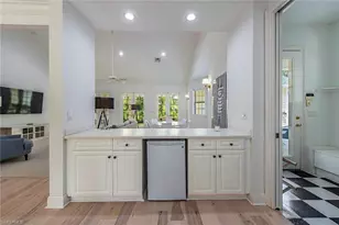 860 7th St S, Naples, FL 34102 - Photo 6