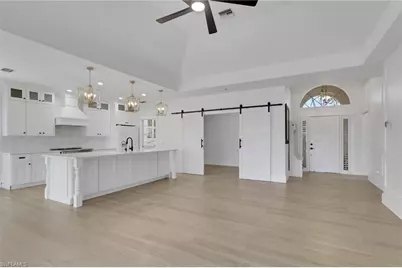 4242 Longshore Way S, Naples, FL 34119 - Photo 8