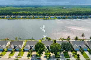 2872 W Crown Pointe Blvd, Naples, FL 34112 - Photo 22
