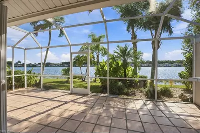2872 W Crown Pointe Blvd, Naples, FL 34112 - Photo 24