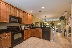8091 Bibiana Way, Fort Myers, FL 33912 - Photo 10
