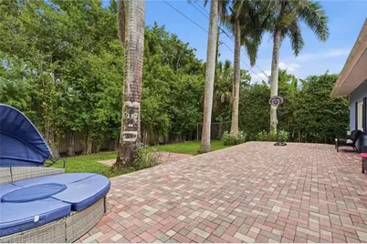 4561 Beechwood Lake Dr, Naples, FL 34112 - Photo 26