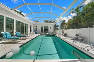 665 10th St N, Naples, FL 34102 - Photo 36