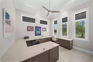 665 10th St N, Naples, FL 34102 - Photo 12