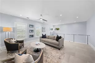 665 10th St N, Naples, FL 34102 - Photo 24