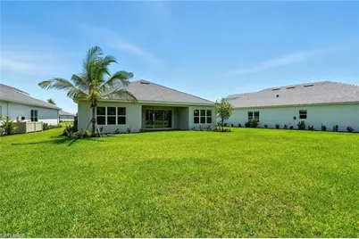 18301 Terracina Dr, Fort Myers, FL 33913 - Photo 36