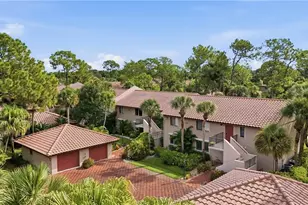 3207 Horse Carriage Way, Naples, FL 34105 - Photo 1