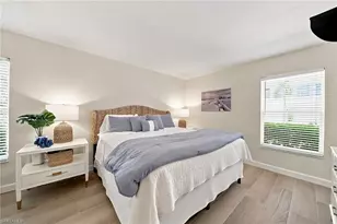 280 4th St S, Naples, FL 34102 - Photo 16
