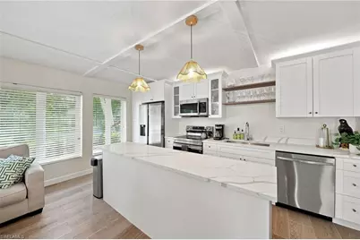 280 4th St S #104, Naples, FL 34102 - Photo 6
