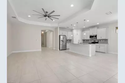16382 Barclay Ct, Naples, FL 34110 - Photo 10