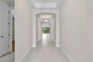 16382 Barclay Ct, Naples, FL 34110 - Photo 4