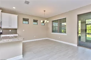 16354 Barclay Ct, Naples, FL 34110 - Photo 10