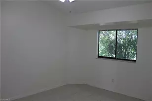 1905 NE 6th St, Cape Coral, FL 33909 - Photo 12
